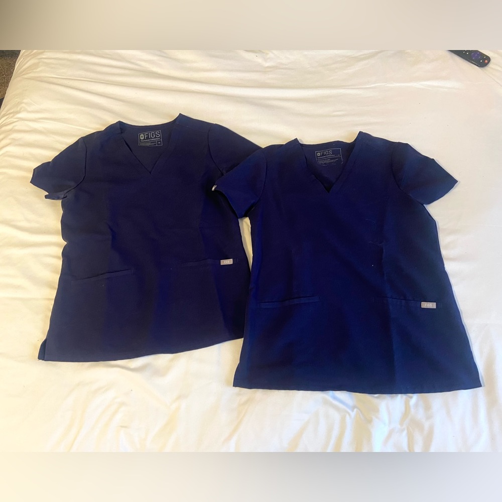 casma three pocket scrub top size XS